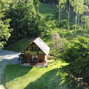 https://chale-recanto-do-vale.santa-catarina-brasil.com